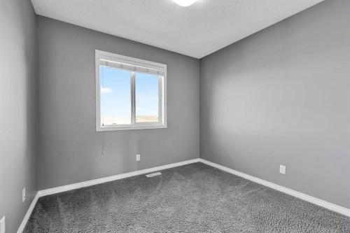 166 Marquis Heights Se, Calgary, AB - Indoor Photo Showing Other Room