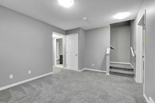 166 Marquis Heights Se, Calgary, AB - Indoor Photo Showing Other Room