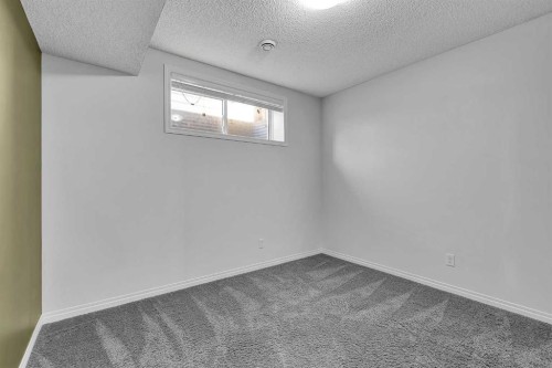 166 Marquis Heights Se, Calgary, AB - Indoor Photo Showing Other Room
