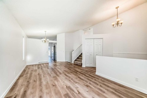 16218 Shawbrooke Road Sw, Calgary, AB - Indoor Photo Showing Other Room