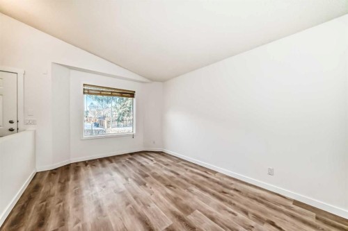 16218 Shawbrooke Road Sw, Calgary, AB - Indoor Photo Showing Other Room