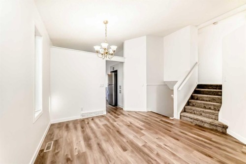 16218 Shawbrooke Road Sw, Calgary, AB - Indoor Photo Showing Other Room