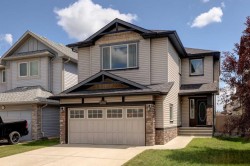 1210 Kingston Crescent SE Airdrie, AB T4A 0E9