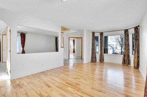 46 Somerset Close Sw, Calgary, AB - Indoor