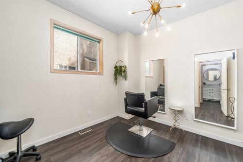 648 Scimitar Bay Nw, Calgary, AB - Indoor