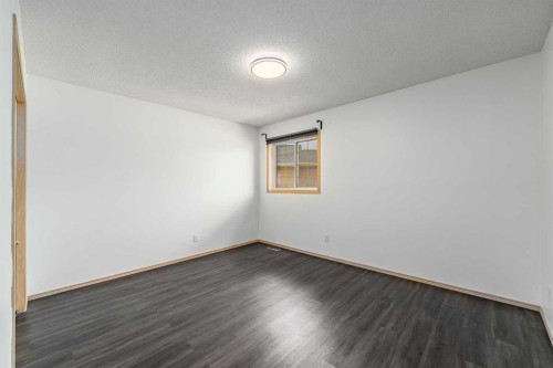 648 Scimitar Bay Nw, Calgary, AB - Indoor Photo Showing Other Room