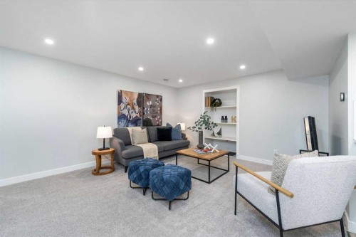 328 Cantrell Place Sw, Calgary, AB - Indoor Photo Showing Other Room