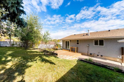 328 Cantrell Place Sw, Calgary, AB - Outdoor