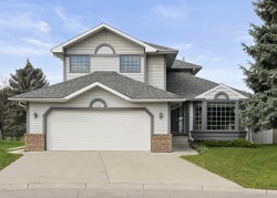 127 Douglasbank Court SE Calgary, AB T2Z 2C3