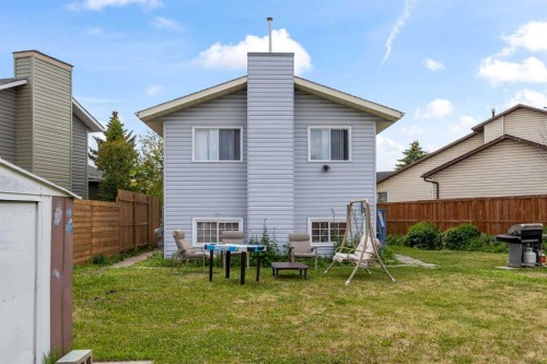 44 Taraglen Place Ne, Calgary, AB - Outdoor With Exterior