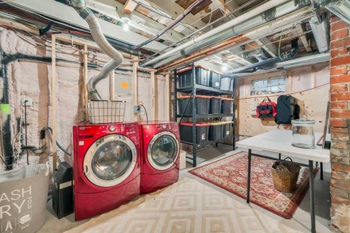2123 16 Street Sw, Calgary, AB - Indoor Photo Showing Laundry Room