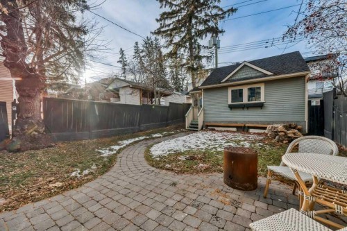 2123 16 Street Sw, Calgary, AB - Outdoor