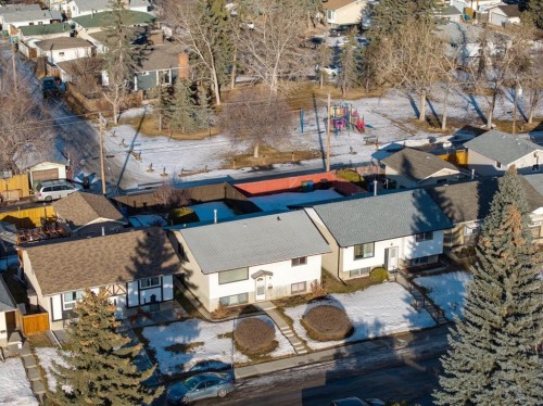 4104 13 Avenue Ne, Calgary, AB - Outdoor