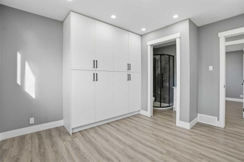 2004 18 Street Nw, Calgary, AB - Indoor Photo Showing Other Room