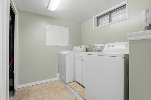 2004 18 Street Nw, Calgary, AB - Indoor Photo Showing Laundry Room