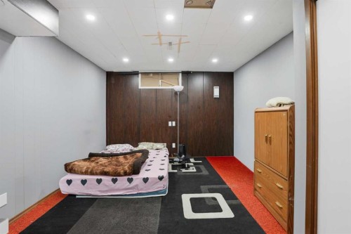 2004 18 Street Nw, Calgary, AB - Indoor Photo Showing Other Room