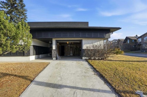 2004 18 Street Nw, Calgary, AB - Outdoor