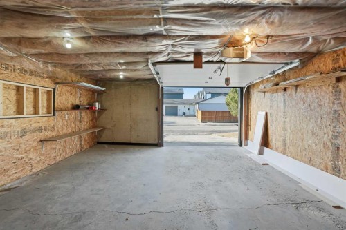 2004 18 Street Nw, Calgary, AB - Indoor Photo Showing Basement