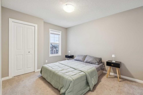 71 Walden Manor Se, Calgary, AB - Indoor Photo Showing Bedroom
