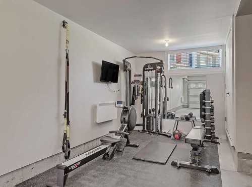117 Nolancrest Common Nw, Calgary, AB - Indoor Photo Showing Gym Room