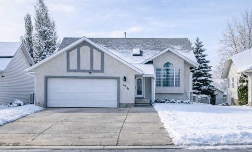 6216 Douglas Place, Olds, AB - Outdoor With Facade