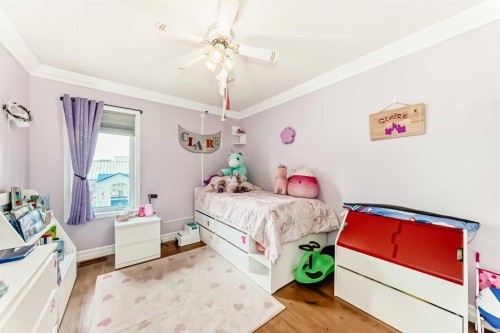 6216 Douglas Place, Olds, AB - Indoor Photo Showing Bedroom