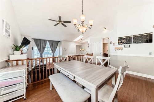 6216 Douglas Place, Olds, AB - Indoor Photo Showing Dining Room