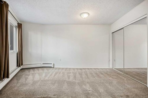 307-816 89 Avenue Sw, Calgary, AB - Indoor Photo Showing Other Room