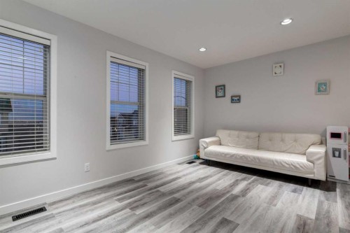 110 Sage Bank Grove Nw, Calgary, AB - Indoor Photo Showing Bedroom