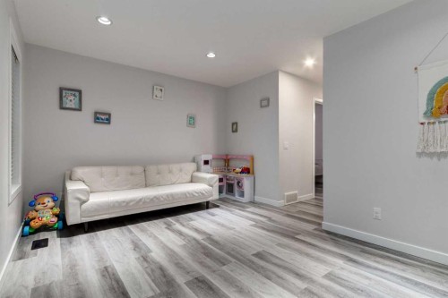 110 Sage Bank Grove Nw, Calgary, AB - Indoor
