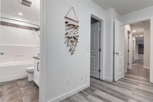 110 Sage Bank Grove Nw, Calgary, AB - Indoor