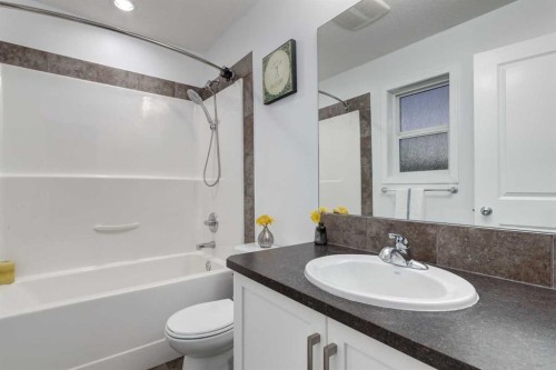 110 Sage Bank Grove Nw, Calgary, AB - Indoor Photo Showing Bathroom