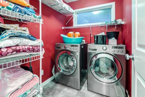 110 Sage Bank Grove Nw, Calgary, AB - Indoor Photo Showing Laundry Room