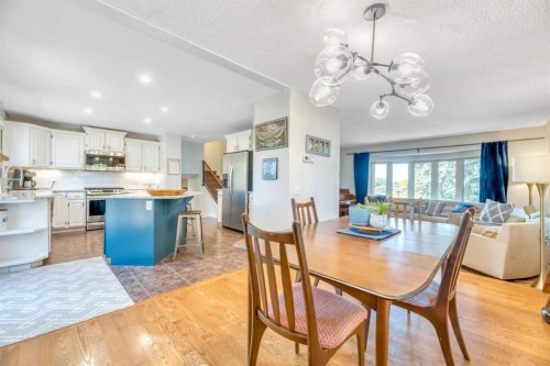 233 Thornbriar Green, Strathmore, AB - Indoor Photo Showing Dining Room
