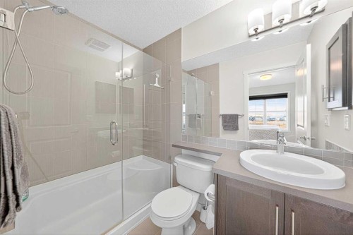 503 Nolanfield Villas Nw, Calgary, AB - Indoor Photo Showing Bathroom