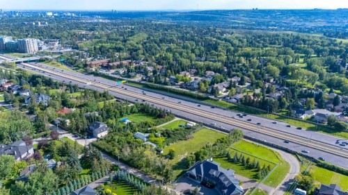 5820 Morley Trail Nw, Calgary, AB 