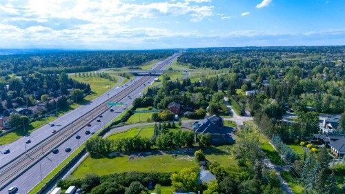 5820 Morley Trail Nw, Calgary, AB 