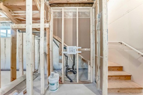 63 Creekside Path Sw, Calgary, AB - Indoor