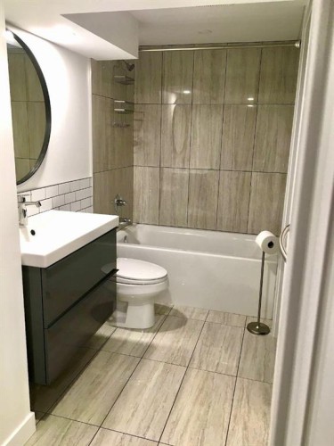 56 Glenpatrick Drive Sw, Calgary, AB - Indoor Photo Showing Bathroom
