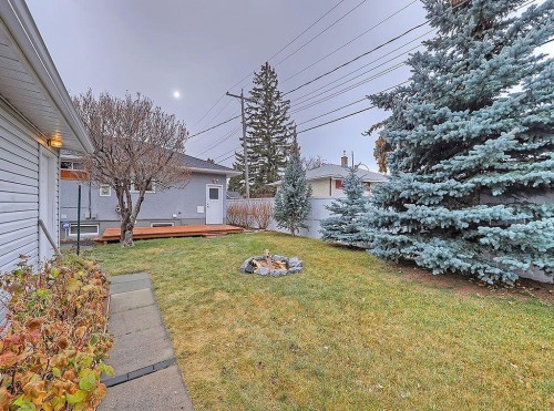 56 Glenpatrick Drive Sw, Calgary, AB - Outdoor