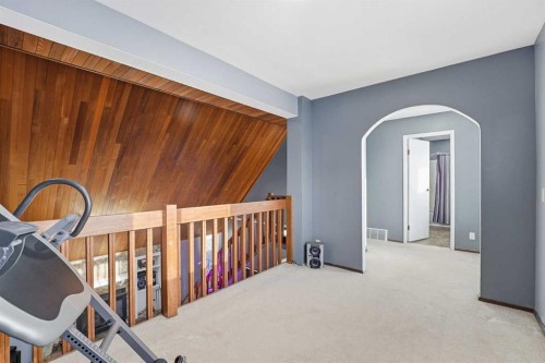 1429 Big Springs Way Se, Airdrie, AB - Indoor Photo Showing Other Room