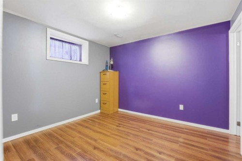 1429 Big Springs Way Se, Airdrie, AB - Indoor Photo Showing Other Room
