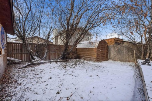 1429 Big Springs Way Se, Airdrie, AB - Outdoor