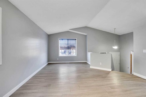 1134 Martindale Boulevard Ne, Calgary, AB - Indoor Photo Showing Other Room