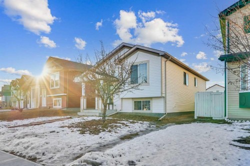 1134 Martindale Boulevard Ne, Calgary, AB - Outdoor