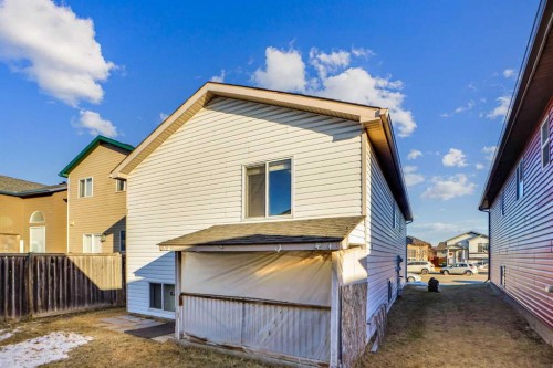 1134 Martindale Boulevard Ne, Calgary, AB - Outdoor With Exterior