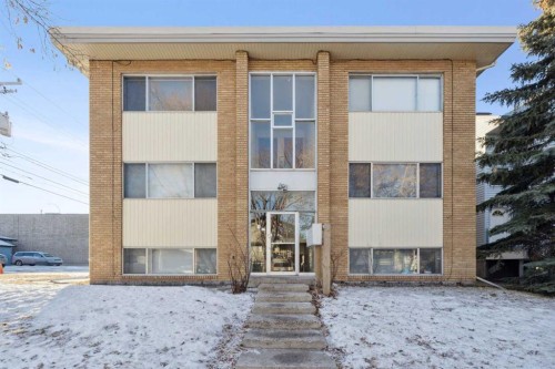 111 27 Avenue Nw, Calgary, AB - Outdoor