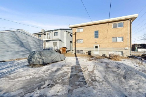 111 27 Avenue Nw, Calgary, AB - Outdoor With Exterior
