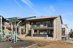 617 Sovereign Common SW Calgary, AB T3C 3Y3