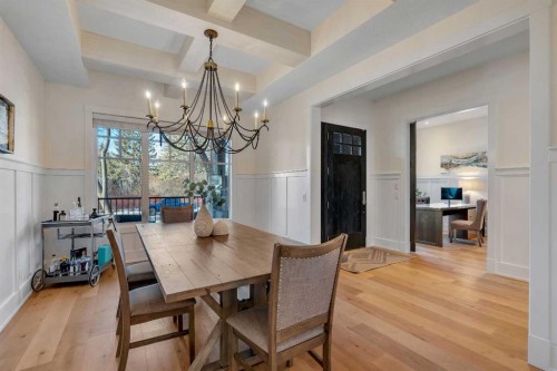 5852 Bowwater Crescent Nw, Calgary, AB - Indoor Photo Showing Dining Room